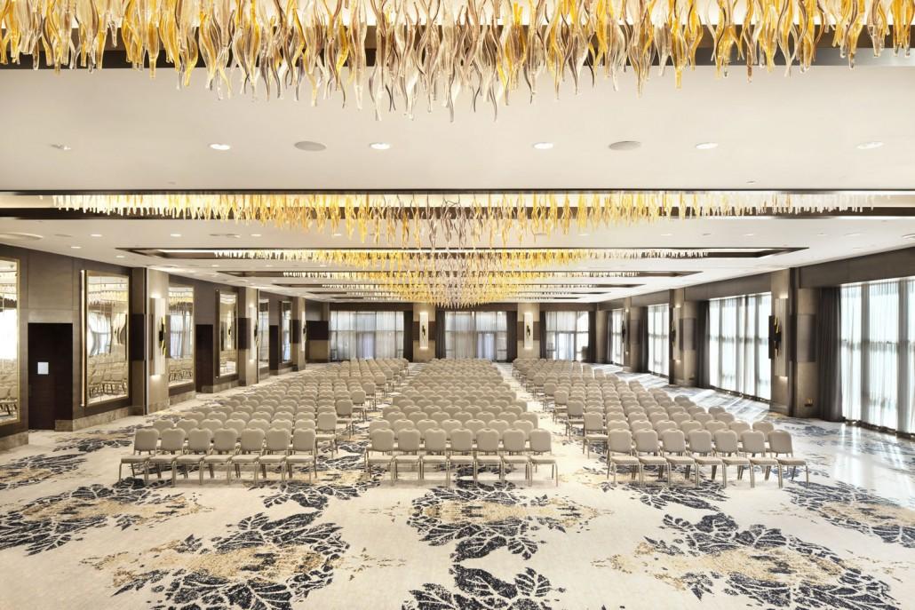 Отель Sheraton Grand Atasehir Стамбул