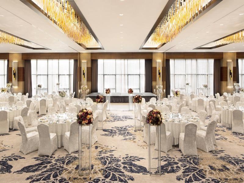 Отель Sheraton Grand Atasehir 5*